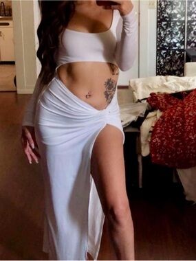 Unk White High-Slit Ruched Asymmetric Maxi Skirt
